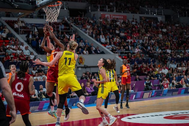 Zaragoza, Spain. 19 April 2026. EuroLeague Women Final Six 2026 Final game between Fenerbahce and Galatasaray Zaragoza Zaragoza Spain Copyright: xNanoxCalvox NN-EuroleagueFinal-C-82