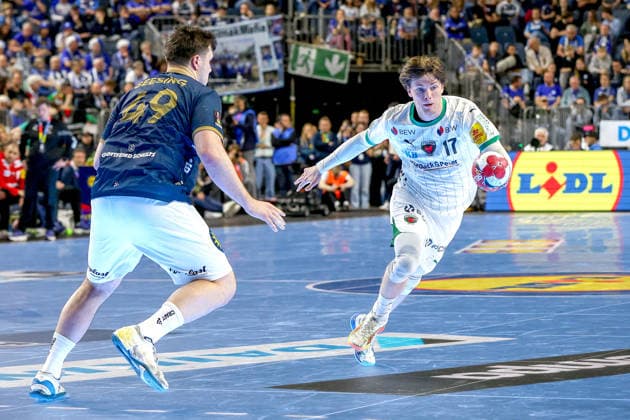 19 04 2026, xsscx, Handball, DHB Pokal Lidl Final4, Final, Füchse Berlin Bergischer HC, Season 2025 2026 Men, Lanxess Arena, Cologne Aron Seesing Bergischer HC 49 in duel against Nils Lichtlein Füchse Berlin 17 Photo xSandraxScherningxPressefotoKochx North Rhine-Westphalia Germany