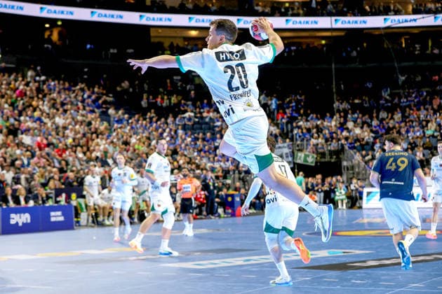 19 04 2026, xsscx, Handball, DHB Pokal Lidl Final4, Final, Füchse Berlin Bergischer HC, Season 2025 2026 Men, Lanxess Arena, Cologne Tim Freihöfer Füchse Berlin 20 at the throw Photo xSandraxScherningxPressefotoKochx North Rhine-Westphalia Germany