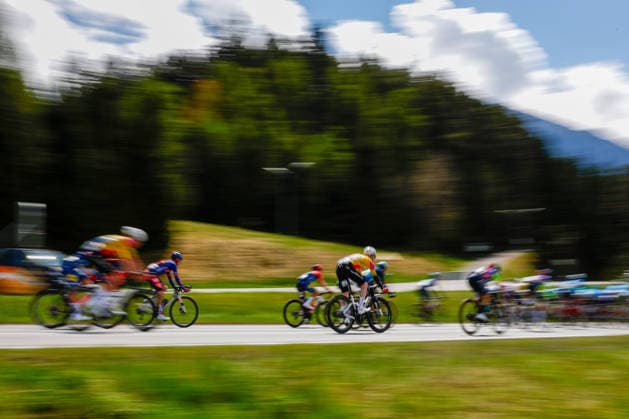 CYCLING - Tour of the Alps 2026 INNSBRUCK,AUSTRIA,20.APR.26 - CYCLING - Tour of the Alps, stage 1, Innsbruck - Innsbruck. Image shows the peleton.  GEPAxpictures xMarkoxVulic