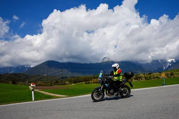 CYCLING - Tour of the Alps 2026 INNSBRUCK,AUSTRIA,20.APR.26 - CYCLING - Tour of the Alps, stage 1, Innsbruck - Innsbruck. Image shows a motorcycle.  GEPAxpictures xMarkoxVulic