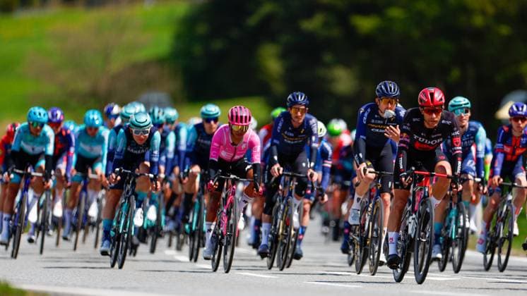 CYCLING - Tour of the Alps 2026 INNSBRUCK,AUSTRIA,20.APR.26 - CYCLING - Tour of the Alps, stage 1, Innsbruck - Innsbruck. Image shows the peloton.  GEPAxpictures xMarkoxVulic