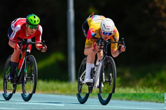 CYCLING - Tour of the Alps 2026 INNSBRUCK,AUSTRIA,20.APR.26 - CYCLING - Tour of the Alps, stage 1, Innsbruck - Innsbruck. Image shows Emanuel Zangerle (AUT TEAM VORARLBERG) and Josef Dirnbauer (AUT AUSTRIA).  GEPAxpictures xMarkoxVulic