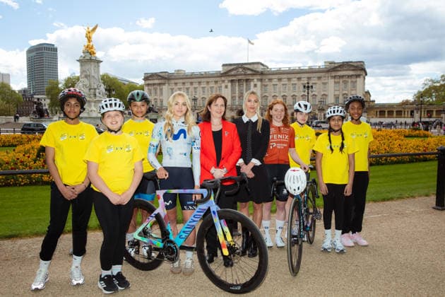 Tour de France 2027 Grand Depart Route Reveal Picture by Charlie Forgham-Bailey SWpix.com - 20 04 2026 - Cycling - Tour de France Femmes avec Zwift 2027 Grand Depart Route Reveal - Buckingham Palace, London, England - (L to R) Cat Ferguson (Movistar Team) Tour de France Femmes avec Zwift Race Director, Marion Rousse Flora Perkins (Fenix Premier Tech) Pictured with children from Let™s get active Copyright: x xSWpix.comx(t axPhotographyxHubxLtd)xCharliexForgham-Bailey SWpix.comx SWP-3030-12938