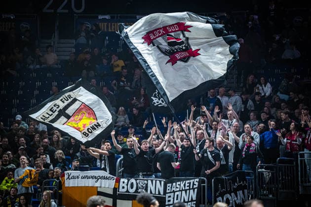 Basketball Berlin 20 04 2026 Season 2025 2026 EasyCredit BBL 1 Bundesliga Men, Men Alba Berlin Telekom Baskets Bonn Fans Bonn