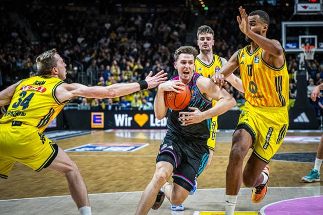 Basketball Berlin 20 04 2026 Season 2025 2026 EasyCredit BBL 1 Bundesliga Men, Men Alba Berlin Telekom Baskets Bonn Grayson Murphy Bonn, No 07