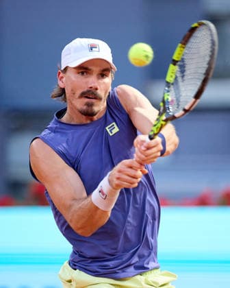 Mutua Madrid Open - Day One Patrick Kypson of United States plays a backhand against Moise Kouame of France during the MenÕs Singles First Round Qualifying match on day one of the Mutua Madrid Open at Caja Magica on April 20, 2026, in Madrid, Spain. Madrid Caja Magica Madrid Spain RL_MMO2K26_000142 Copyright: xRicardoxLarreinax