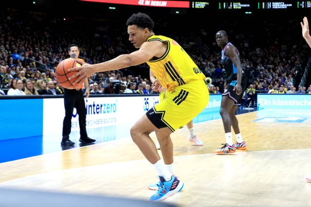DEU, easyCredit BBL, ALBA vs Telekom Baskets Bonn, 20 04 2026, Uber Arena, Berlin, DEU, easyCredit BBL, ALBA vs Telekom Baskets Bonn, in the picture Michael Rataj ALBA Berlin 21 nordphotoxGmbHx xEngler nph00076
