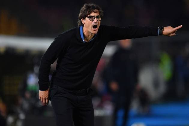 ACF Fiorentina™s head coach Paolo Vanoli reacts during the Serie A Enilive matchday 33 match between US Lecce and AFC Fiorentina at the Via del Mare Stadium in Lecce, Italy, Monday, April 20, 2026. (Credit Image: Giovanni Evangelista LaPresse)  Copyright: xGiovannixEvangelista LaPressex