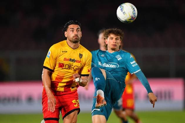 Lecce s Right Winger Santiago Pierotti (50 US Lecce) and fx in action during the Serie A Enilive matchday 33 match between US Lecce and AFC Fiorentina at the Stadio Via del Mare in Lecce, Italy, Monday, April 20, 2026. (Credit Image: Giovanni Evangelista LaPresse)  Copyright: xGiovannixEvangelista LaPressex