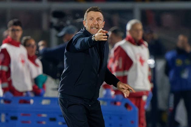 coach Eusebio Di Francesco of US Lecce during US Lecce vs ACF Fiorentina, Italian soccer Serie A match in Lecce, Italy, April 20 2026  Copyright: xEmmanuelexMastrodonato IPAxSportx xipa-agency.netx xx IPA_74108564 IPA_Agency_IPA74108564