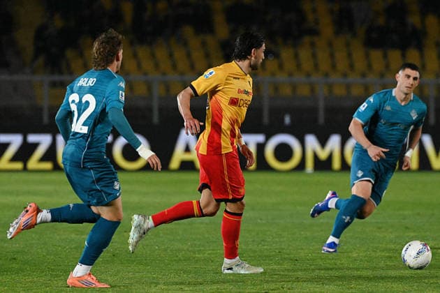 CALCIO - Serie A - US Lecce vs ACF Fiorentina Santiago Pierotti (Us Lecce) in action during US Lecce vs ACF Fiorentina, Italian soccer Serie A match in Lecce, Italy, April 20 2026 Lecce Italy  Copyright: xIPAxSport ABACAx