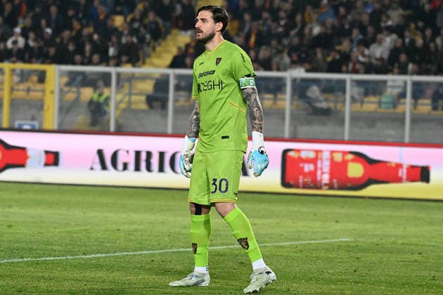 CALCIO - Serie A - US Lecce vs ACF Fiorentina Falcone Wladimiro (Us Lecce) in action during US Lecce vs ACF Fiorentina, Italian soccer Serie A match in Lecce, Italy, April 20 2026 Lecce Italy  Copyright: xIPAxSport ABACAx