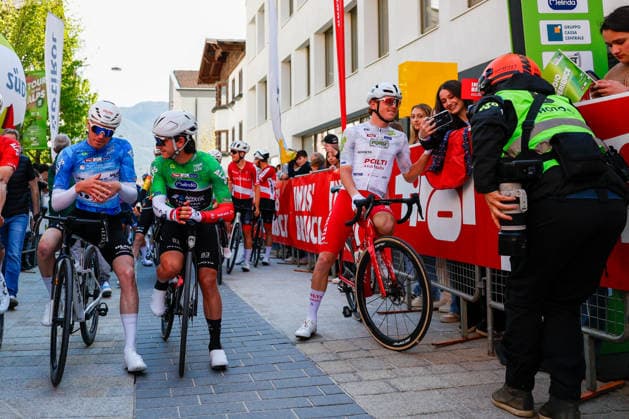 CYCLING - Tour of the Alps 2026 TELFS,AUSTRIA,21.APR.26 - CYCLING - Tour of the Alps, stage 2, Telfs - Martell. Image shows Emanuel Zangerle (AUT TEAM VORARLBERG), Tommaso Dati (ITA TEAM UKYO) and Gabriele Bessega (ITA TEAM POLTI VISITMALTA).  GEPAxpictures xMarkoxVulic