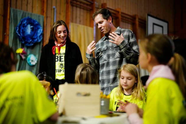 Former Formula 1 World Champion Sebastian Vettel visits Lilla Samskolan, where students demonstrate their environmental work, while in Gothenburg to receive The Perfect World Foundation Award in Gothenburg, Sweden, on April 20, 2026 GÖTEBORG SWEDEN x9200x  Copyright: xBjörnxLarssonxRosvall TTx SEBASTIAN VETTEL