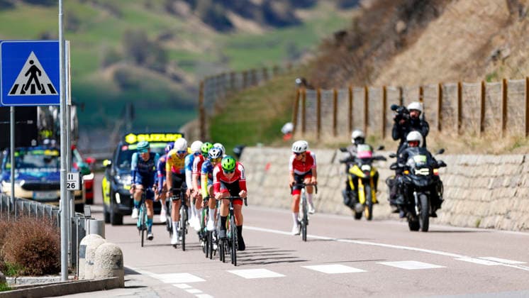 CYCLING - Tour of the Alps 2026 TELFS,AUSTRIA,21.APR.26 - CYCLING - Tour of the Alps, stage 2, Telfs - Martell. Image shows Valentin Poschacher (AUT TEAM AUSTRIA) with peloton.  GEPAxpictures xMarkoxVulic