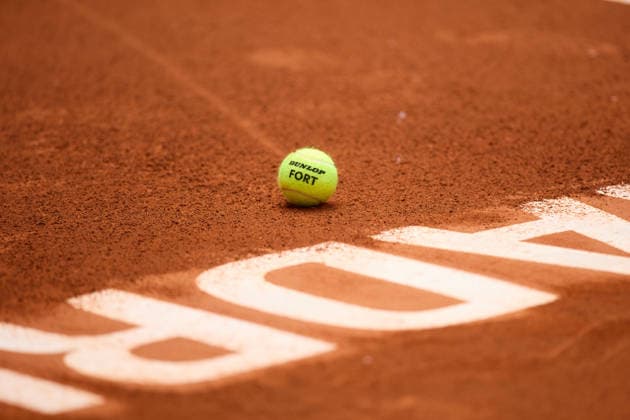 Mutua Madrid Open - Day Two A detail view of a ball on the court suring the match between Katie Volynets of United States against Tamara Korpatsch of Germany during the GirlÕs Singles match on day two of the Mutua Madrid Open at Caja Magica on April 21, 2026, in Madrid, Spain. Madrid Caja Magica Madrid Spain RL_MMO2K26_000222 Copyright: xRicardoxLarreinax
