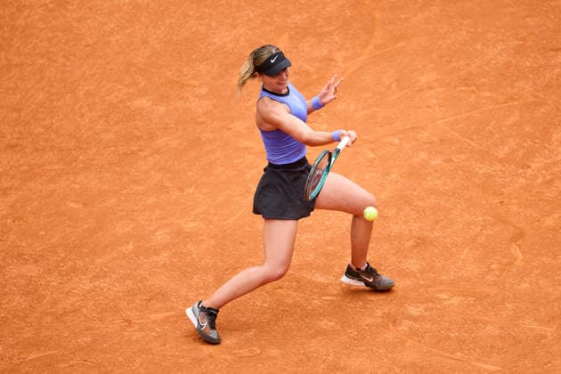Mutua Madrid Open - Day Two Paula Badosa of Spain plays a forehand against Julia Grabher of Austria during the GirlÕs Singles match on day two of the Mutua Madrid Open at Caja Magica on April 21, 2026, in Madrid, Spain. Madrid Caja Magica Madrid Spain RL_MMO2K26_000284 Copyright: xRicardoxLarreinax