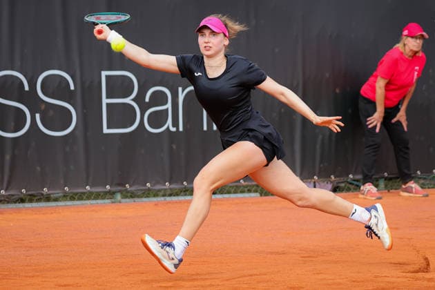 Noelia Manta (SUI) during Axion Open 2026, International Tennis match in Chiasso, Switzerland, April 21 2026  Copyright: xRobertaxCorradin IPAxSportx xipa-agency.netx xx IPA_74126104 IPA_Agency_IPA74126104