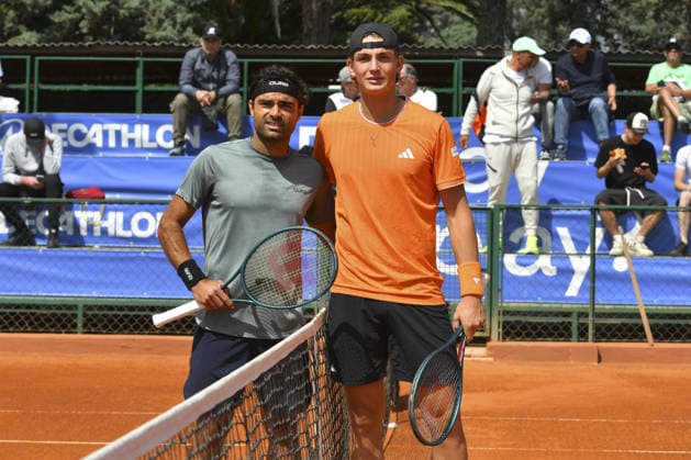 TENNIS - Internazionali di Tennis - ATP, Tennis Herren Roma Garden Open Frederico Ferreira Silva (PRT) at left and Jacopo Vasani (ITA) before their match - ATP Garden Open - Round of 32 on April 21, 2026 at Tennis Club Garden in Rome, Italy Rome Italy  Copyright: xIPAxSport ABACAx