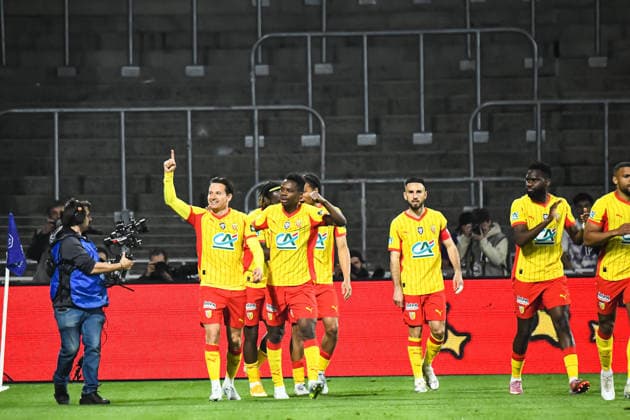 FOOTBALL : RC Lens vs Toulouse FC - Coupe de France - Demi-finale - 21 04 2026 Joie des joueurs du RC Lens aprÃ s le but de Florian Thauvin (RC Lens) LensFrance  Copyright: xBaptistexAutissierx