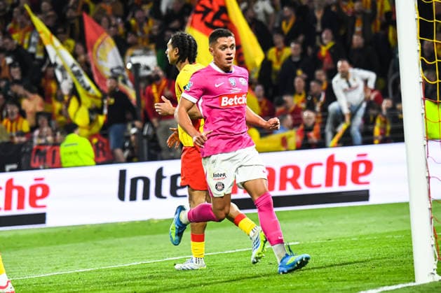 FOOTBALL : RC Lens vs Toulouse FC - Coupe de France - Demi-finale - 21 04 2026 Joie des joueurs du Toulouse FC aprÃ s le but de Santiago Hidalgo (Toulouse FC) LensFrance  Copyright: xBaptistexAutissierx