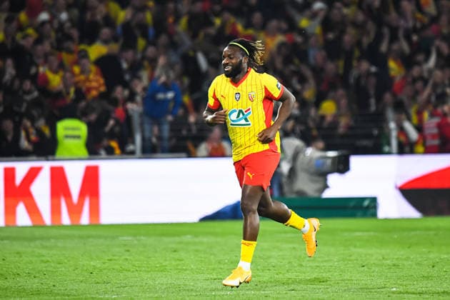 FOOTBALL : RC Lens vs Toulouse FC - Coupe de France - Demi-finale - 21 04 2026 Joie des joueurs du RC Lens aprÃ s le but de Allan Saint-Maximin (RC Lens) LensFrance  Copyright: xBaptistexAutissierx