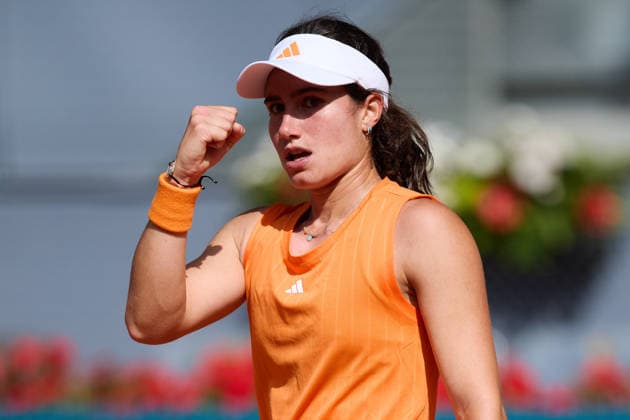 Mutua Madrid Open - Day Three Carlota Martinez Cirez of Spain reacts against Zeynep Sommez of Turkey during the GirlÕs Singles match on day three of the Mutua Madrid Open at Caja Magica on April 22, 2026, in Madrid, Spain. Madrid Caja Magica Madrid Spain RL_MMO2K26_000383 Copyright: xRicardoxLarreinax