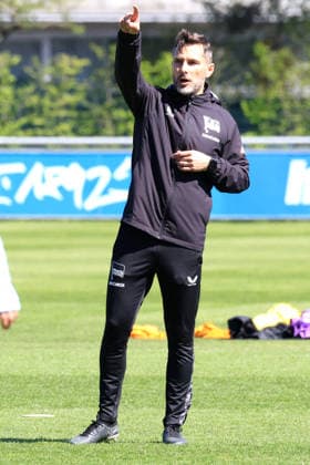 DEU, DFL, 2 FBL Hertha BSC, Training, 22 04 2026, Sportforum, Berlin, DEU, DFL, 2 FBL Hertha BSC, Training, im Bild Cheftrainer Stefan Leitl Hertha BSC Berlin DFL regulations prohibit any use of Photographs as image sequences and or quasi video nordphotoxGmbHx xEngler nph00076