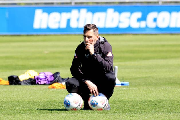 DEU, DFL, 2 FBL Hertha BSC, Training, 22 04 2026, Sportforum, Berlin, DEU, DFL, 2 FBL Hertha BSC, Training, im Bild Cheftrainer Stefan Leitl Hertha BSC Berlin DFL regulations prohibit any use of Photographs as image sequences and or quasi video nordphotoxGmbHx xEngler nph00076