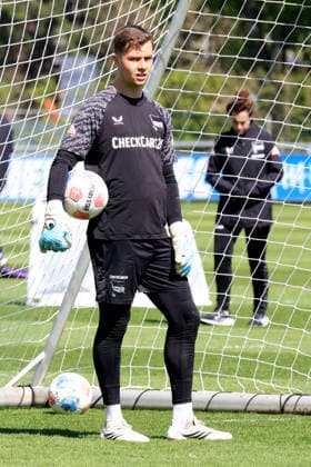 DEU, DFL, 2 FBL Hertha BSC, Training, 22 04 2026, Sportforum, Berlin, DEU, DFL, 2 FBL Hertha BSC, Training, im Bild Tjark Ernst Hertha BSC Berlin 1 DFL regulations prohibit any use of Photographs as image sequences and or quasi video nordphotoxGmbHx xEngler nph00076