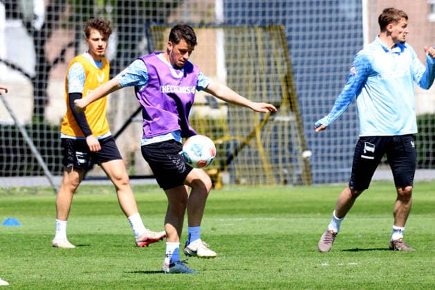 DEU, DFL, 2 FBL Hertha BSC, Training, 22 04 2026, Sportforum, Berlin, DEU, DFL, 2 FBL Hertha BSC, Training, im Bild Diego Demme Hertha BSC Berlin 6 DFL regulations prohibit any use of Photographs as image sequences and or quasi video nordphotoxGmbHx xEngler nph00076