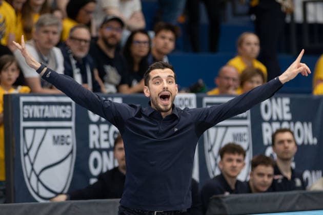 Marco Legovich Dzigi, Head Coach , CSO Voluntari vs Dziki Warszawa, European North Basketball League, Final Four, Semifinal 2025 26, Romania, Poland, 22 04 2026 Weissenfels Stadthalle Sachsen Anhalt Germany