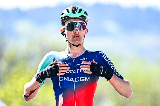 La Fleche Wallonne 2026 Cycling Race HUY, BELGIUM - APRIL 22 : Seixas Paul (FRA) of Decathlon CMA CGM Team celebrating his victory during the 90th edition of La Fleche Wallonne an UCI World Tour 1.UWT one day cycling road race for Men Elite of 209 km with start in Herstal and finish in Huy on April 22, 2026 in Huy, Belgium, 22 04 2026 ( Motordriver Guy De Vuyst - Huy Belgium  Copyright: xVincentxKalutx