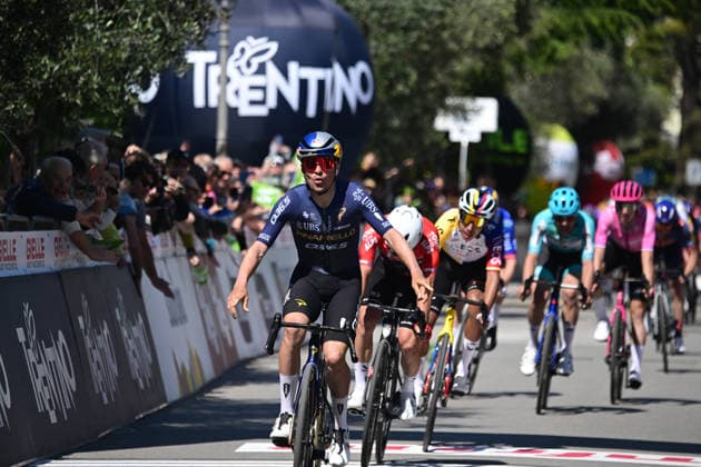 22-04-2026 Tour Of The Alps; Tappa 03 Laces - Arco; 2026, Pinarello - Q36.5; Pidcock, Thomas; Arco; 