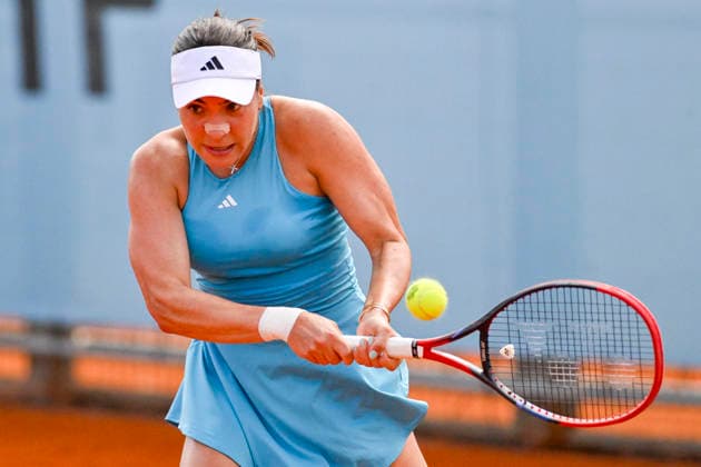 April 22, 2026, Madrid, Madrid, Spain: ELENA-GABRIELA RUSE of Romania in action against A. Ruzic of Croatia during their WTA, Tennis Damen Mutua Madrid Open 2026 at Caja Magica in Madrid, Spain. Ruse won 6:3, 4:6, 6:0. Madrid Spain - ZUMAc312 20260422_zsp_c312_288 Copyright: xOscarxManuelxSanchezx
