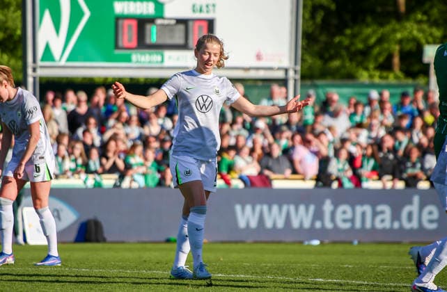 Germany Womens Bundesliga 2025 2026, Matchday 17 Werder Bremen vs VfL Wolfsburg Weser Stadion Platz 11 Bremen Justine Kielland VfL Wolfsburg Women, 18 Bremen Copyright: xAymanxAlahmedx