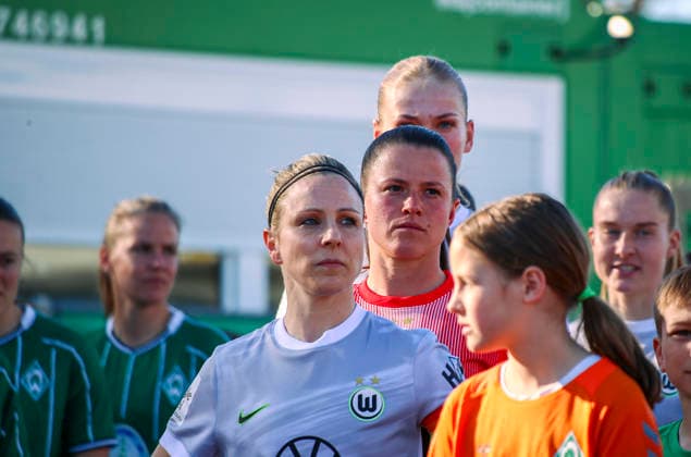 Germany Womens Bundesliga 2025 2026, Matchday 17 Werder Bremen vs VfL Wolfsburg Weser Stadion Platz 11 Bremen Svenja Huth VfL Wolfsburg Women, 10 Bremen Copyright: xAymanxAlahmedx
