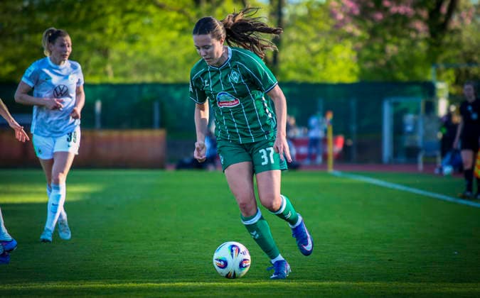 Germany Womens Bundesliga 2025 2026, Matchday 17 Werder Bremen vs VfL Wolfsburg Weser Stadion Platz 11 Bremen Mara Alber Werder Bremen Women, 37 Bremen Copyright: xAymanxAlahmedx