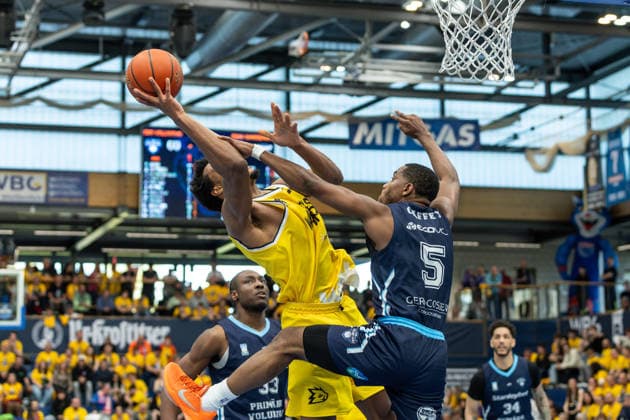 Basketball, ENBL, Final 4, Semi-final, CSO Voluntari - Dziki Warsaw