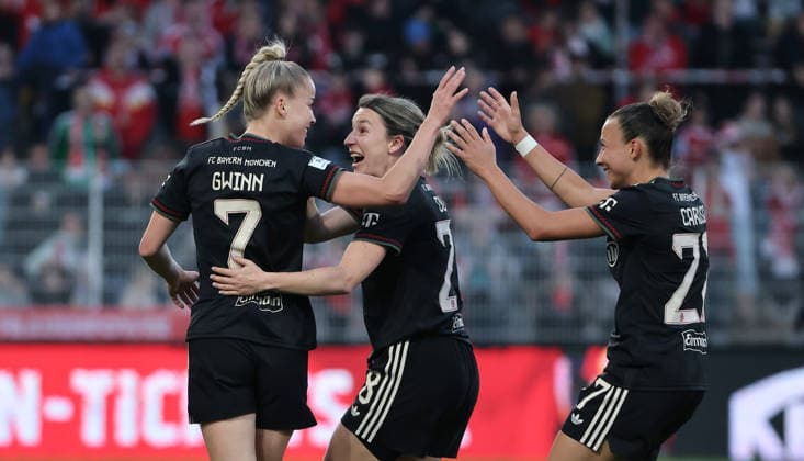 Lisa Heiseler cheers after scoring 2 3, Barbara Dunst, Arianna Caruso joy emotion jubilation sport soccer soccer 1 Bundesliga women 23 matchday season 2025 2026 22 04 2026 1 FC Union Berlin vs FC Bayern München FCB DFL regulations prohibit any use of photographs as image sequences and or quasi video