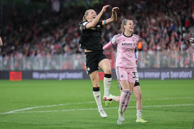 1 Soccer Bundesliga Women Union Berlin Bayern Munich, 22 04 2026 Final cheer, victory, champion cheer, championship, Bayern cheers, during the match in the 1 Soccer Bundesliga Women Union Berlin Bayern Munich in Berlin, Stadion An der Alten Försterei , on 22 04 2026 DFB regulations prohibit any use of photographs as image sequences and or quasi video Copyright: xBEAUTIFULxSPORTS Frankex
