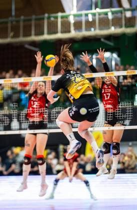 VOLLEYBALL WOMEN FINAL 3 GAME 1 BL SUHL DRESDNER SC FOR EDITORIAL PURPOSES ONLY EDITORIAL USE ONLY p 22 04 2026 Suhl Volleyball 1 Bundesliga Season 2025 2026 Women Playoffs Final 3 Game Wolfsgrube VfB Suhl LOTTO Thüringen Dresdner SC in photo Monika Brancuska 25 VfB Suhl LOTTO Thüringen Germany Thueringen Suhl Copyright SaschaxFromm Copyright: SaschaxFromm doc85j5iemlkblcq5511rmw ,EDITORIAL USE ONLY Copyright: SaschaxFromm
