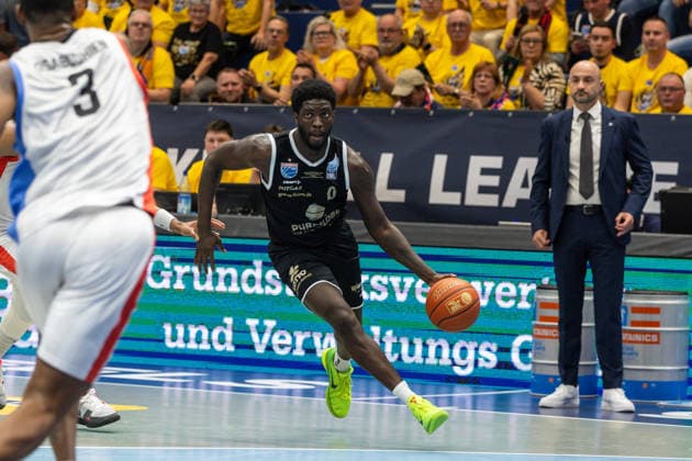 GER, ENBL VIMODROM Final 4, Semifinal 2, SYNTAINICS MBC Manchester Basketball 22 04 2026, Stadthalle, Weißenfels, GER, ENBL VIMODROM Final 4, Semifinal 2, SYNTAINICS MBC Manchester Basketball Khyri Thomas Syntainics MBC, 0 Â Photo Alexander Trienitz Weißenfels Stadthalle Sachsen Anhalt Germany