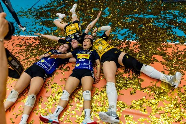 22 04 2026, GER, Volleyball, 1 Bl, Women, Season 25 26, Final PlayOff Best of 5 , VfB 91 Suhl Lotto Thueringen Dresdner SC der VfB 91 Suhl Lotto Thueringen gewinnt die PlayOffs 98527 Suhl Sporthalle Wolfsgrube Thüringen Germany