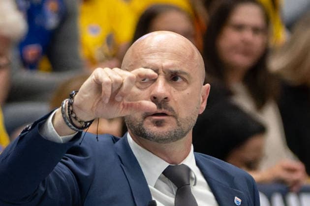 Milenko Bogicevic MBC, Head Coach , Syntainics MBC vs Manchester Basketball, European North Basketball League, Final Four, Semi-Final 2025 26, Germany England, 22 04 2026 Weissenfels Stadthalle Sachsen Anhalt Germany