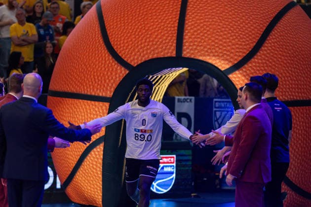 GER, ENBL VIMODROM Final 4, Semi-Final 2, SYNTAINICS MBC Manchester Basketball 22 04 2026, Stadthalle, Weißenfels, GER, ENBL VIMODROM Final 4, Semi-Final 2, SYNTAINICS MBC Manchester Basketball Khyri Thomas Syntainics MBC, 0 at the team presentation  Photo Alexander Trienitz Weißenfels Stadthalle Sachsen Anhalt Germany