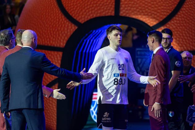 GER, ENBL VIMODROM Final 4, Semi-Final 2, SYNTAINICS MBC Manchester Basketball 22 04 2026, Stadthalle, Weißenfels, GER, ENBL VIMODROM Final 4, Semi-Final 2, SYNTAINICS MBC Manchester Basketball Perttu Blomgren Syntainics MBC, 20 at the team presentation  Photo Alexander Trienitz Weißenfels Stadthalle Sachsen Anhalt Germany
