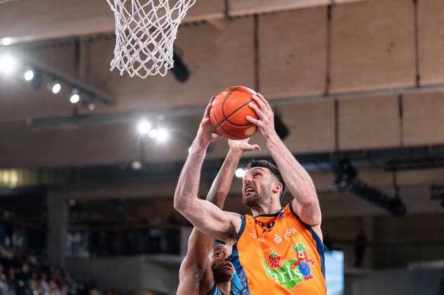 Owen Klassen Rostock Seawolves, 29 at basketball, GER, Veolia Towers Hamburg vs Rostock Seawolves, Basketball, Bundesliga, Matchday 13, Season 2025 2026, 22 04 2026 GER, Veolia Towers Hamburg vs Rostock Seawolves, Basketball, Bundesliga, Matchday 13, Season 2025 2026, 22 04 2026 Hamburg Copyright: xEibner-Pressefoto MaxxVincenx EP_MVN