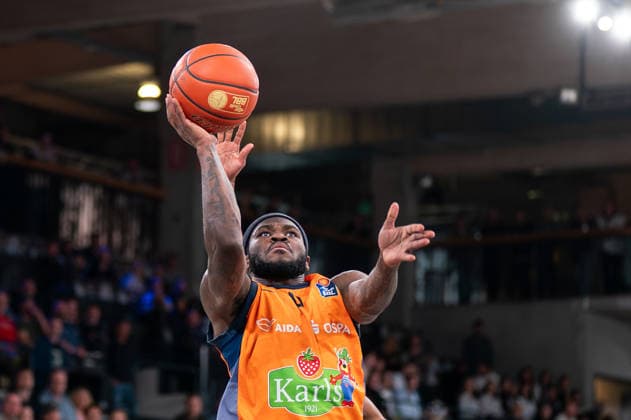 TJ Crockett Jr Rostock Seawolves, 0 on lay-up, GER, Veolia Towers Hamburg vs Rostock Seawolves, Basketball, Bundesliga, Matchday 13, Season 2025 2026, 22 04 2026 GER, Veolia Towers Hamburg vs Rostock Seawolves, Basketball, Bundesliga, Matchday 13, Season 2025 2026, 22 04 2026 Hamburg Copyright: xEibner-Pressefoto MaxxVincenx EP_MVN